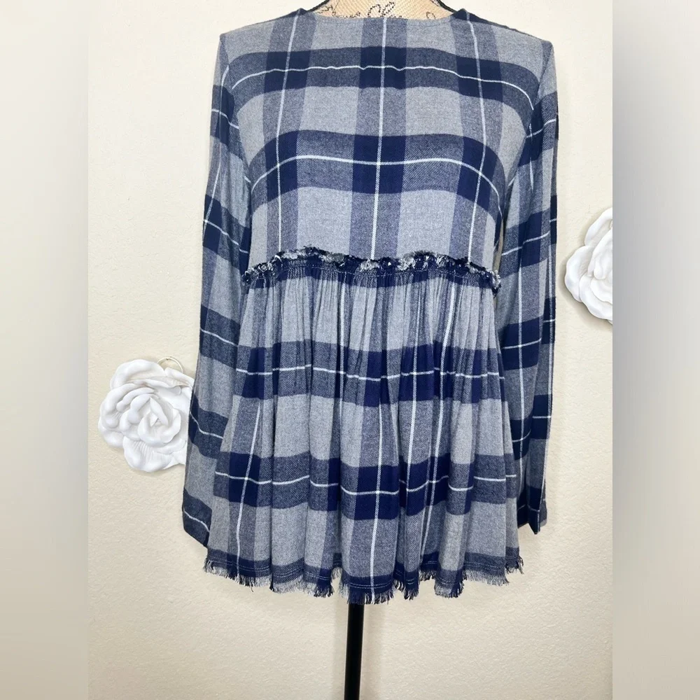 Philosophy Grey Navy & White Plaid Flannel Blouse Size Extra Small